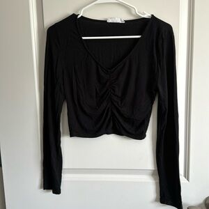 Black long sleeve crop top